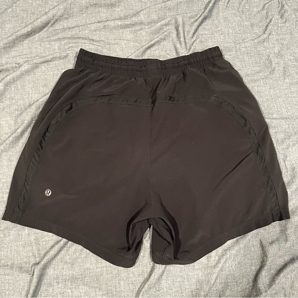 Lululemon Pace Breaker Linerless shorts